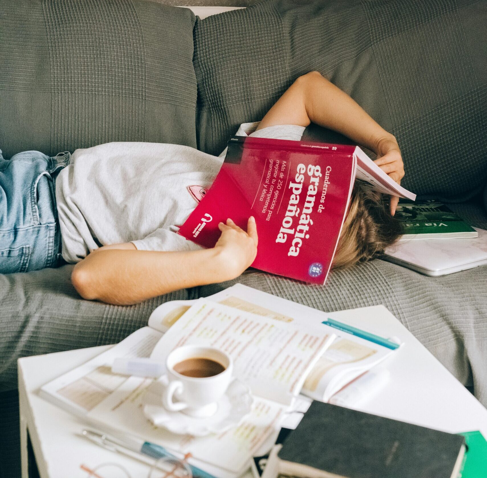 Raising Bilingual Kids: Our Summer of Spanish Journey